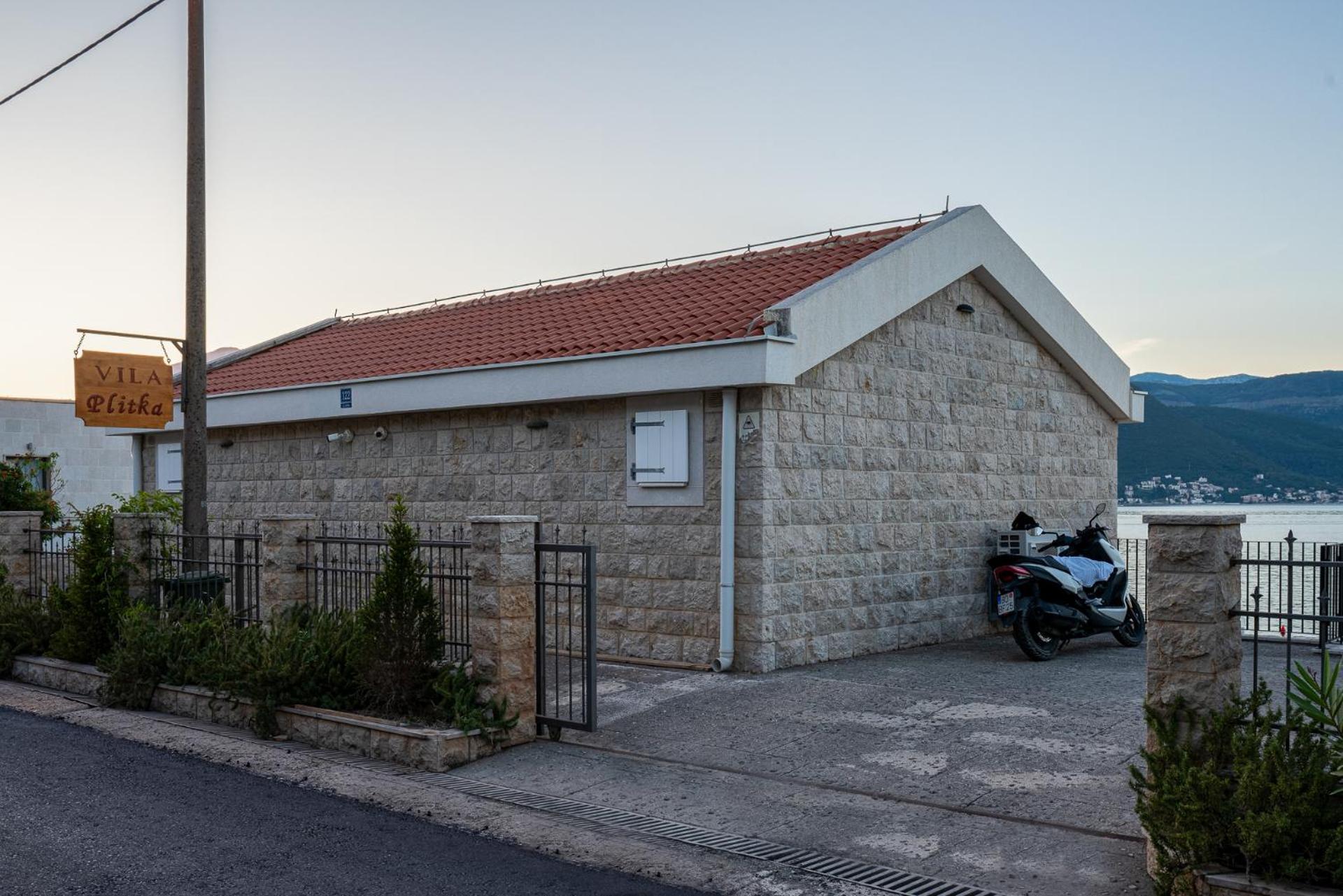 Villas Plitka Tivat Exterior foto